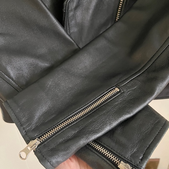 Levi’s Real Leather Classic Moto Jacket - Picture 4 of 6